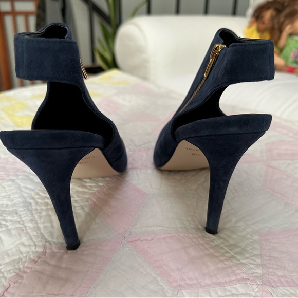 Cole Haan size 7.5 - Picture 4 of 5